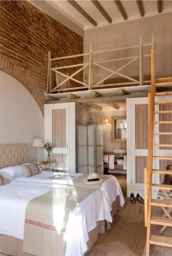 Отель Quinta Da Chamine Феррейра-ду-Алентежу Экстерьер фото
